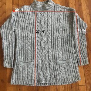 Large Chunky Sweater From Abercrombie & Fitch with Pockets